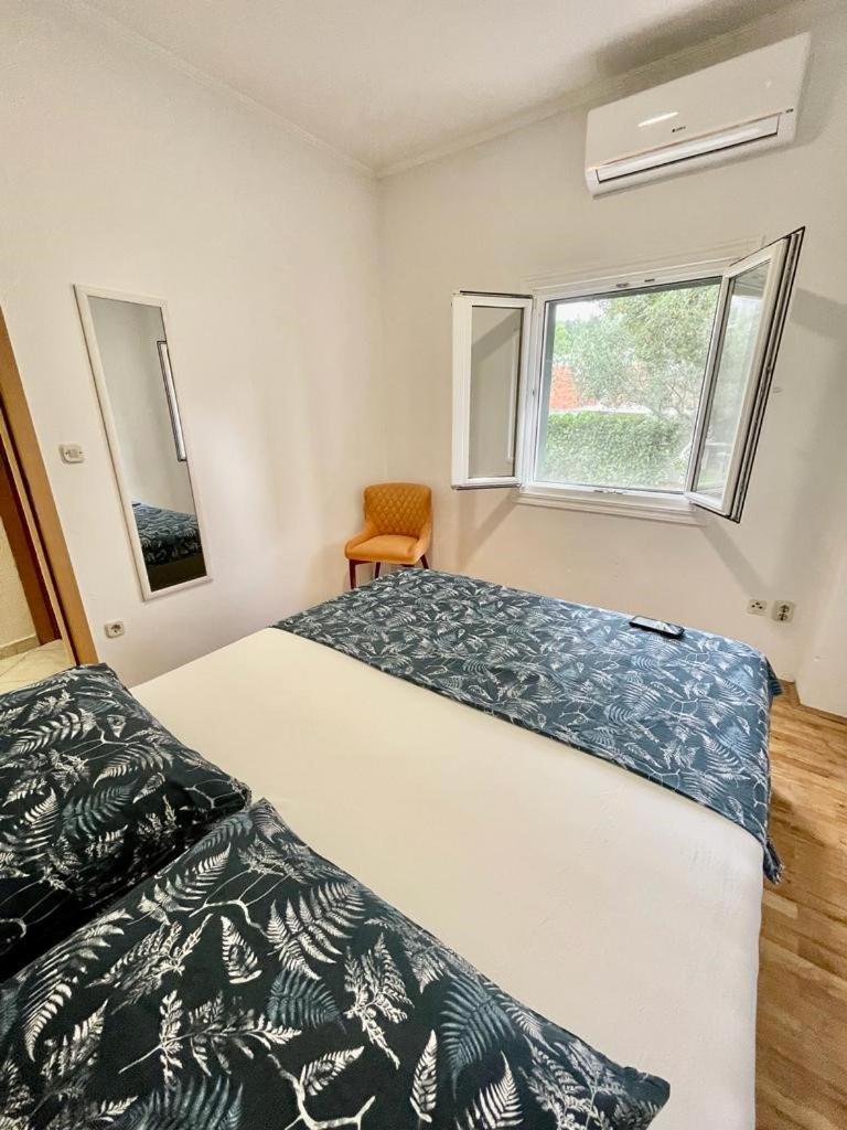 Vacation House Lavanda New! Heated Pool Zadvarje Exterior foto
